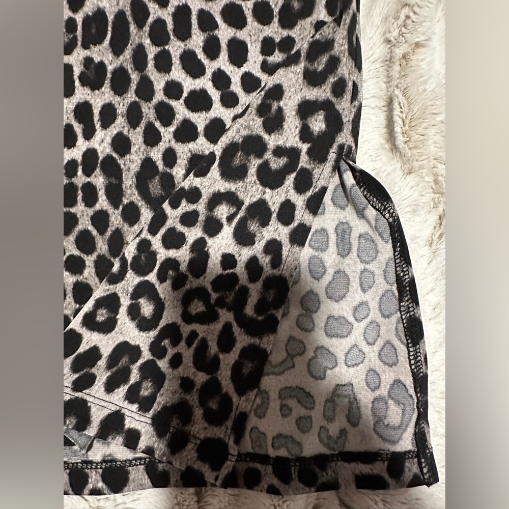Michael Kors Leopard Print Cold Shoulder Long Sleeve Blouse - Picture 5 of 10